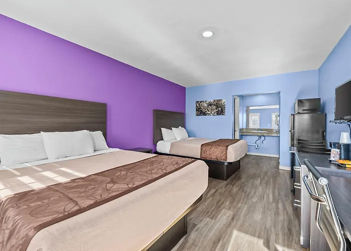 Hotel American Executive 3*